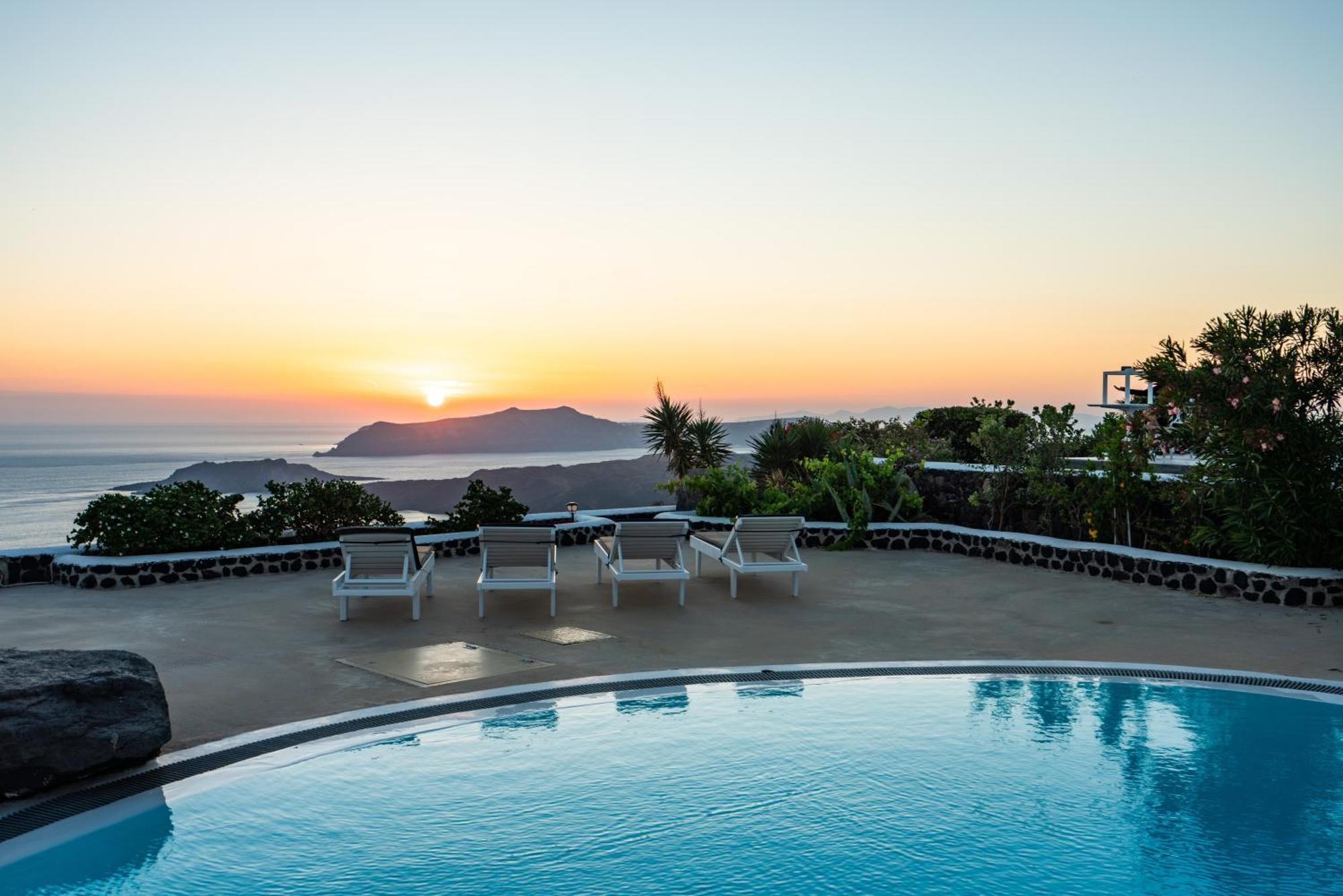 Villa Oinos - Sunset Views Ormos Athinios Exteriör bild